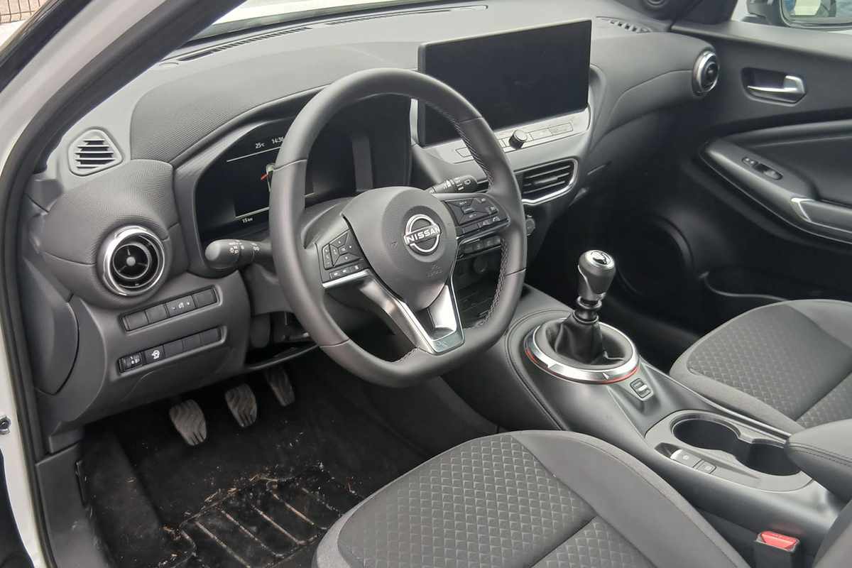 nissan-juke-2025-gasolina-999cc