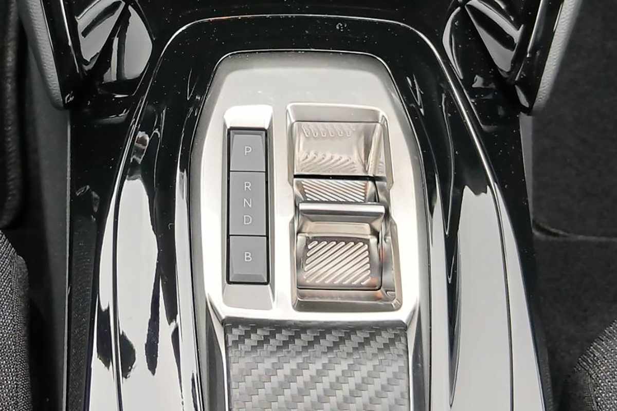 peugeot-e-208-2026-eletrico-0cc