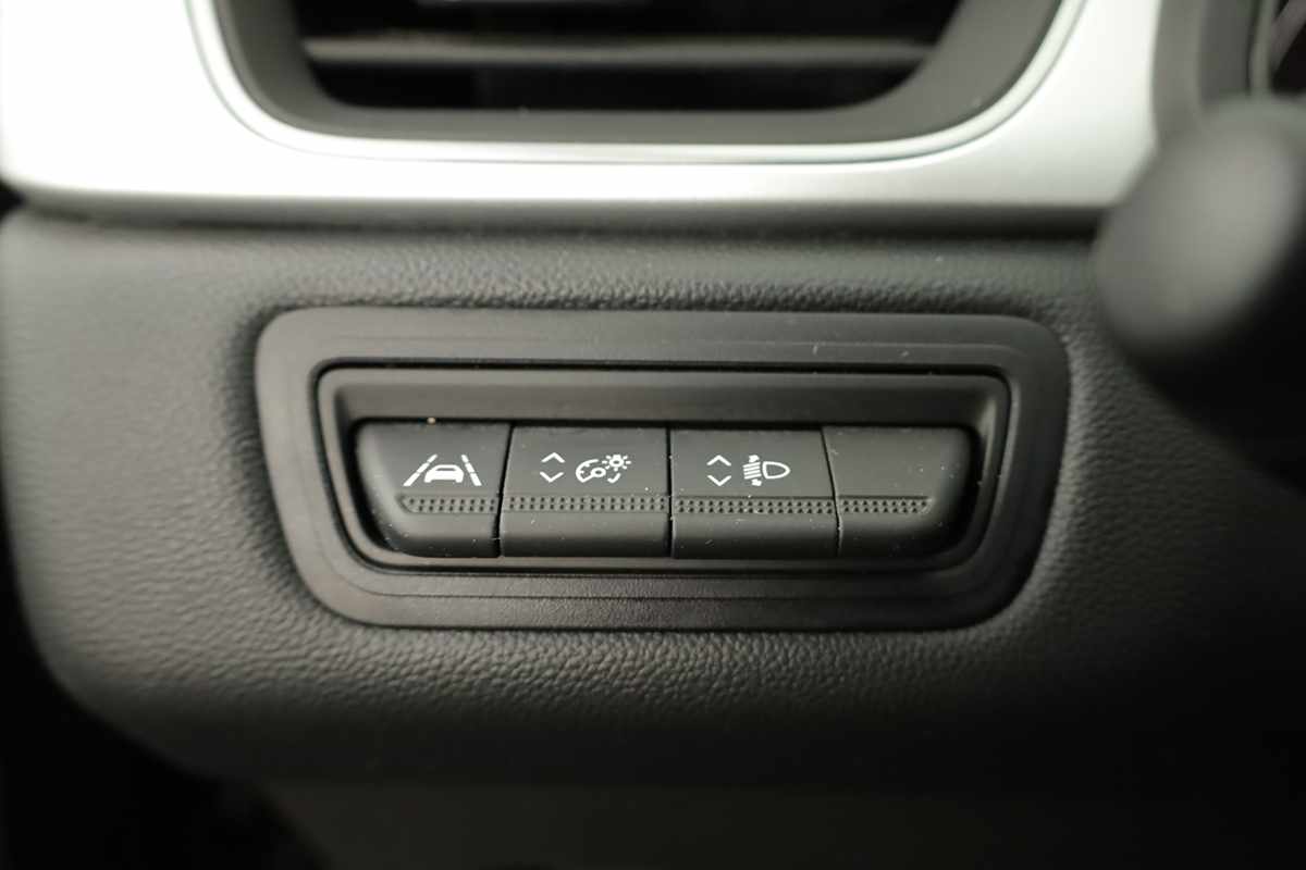 renault-captur-2024-gpl-999cc