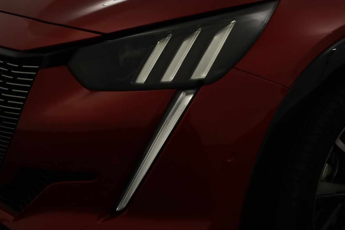 peugeot-208-2023-gasolina-1199cc