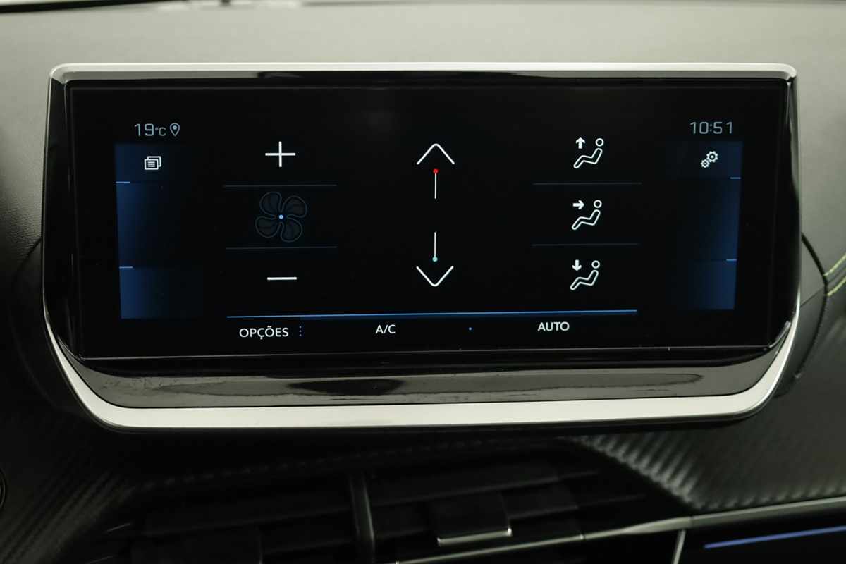 peugeot-208-2023-gasolina-1199cc