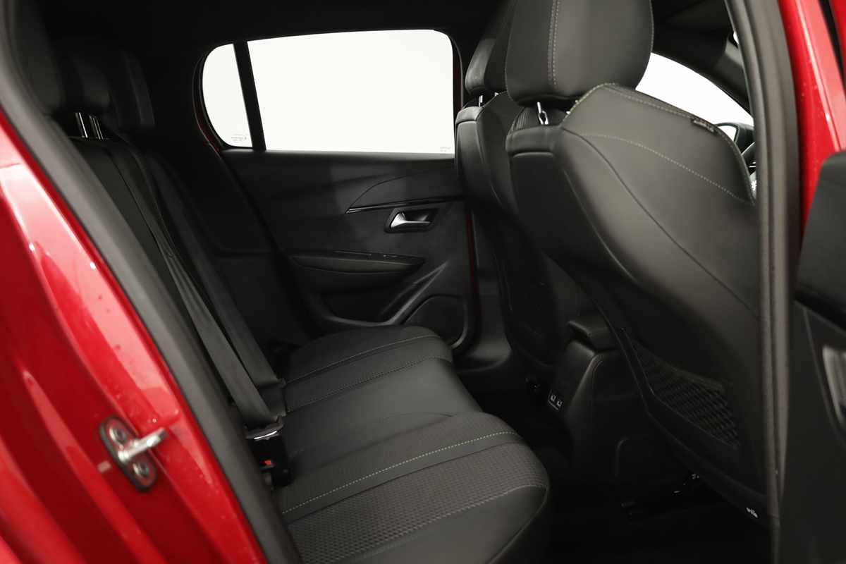 peugeot-208-2023-gasolina-1199cc