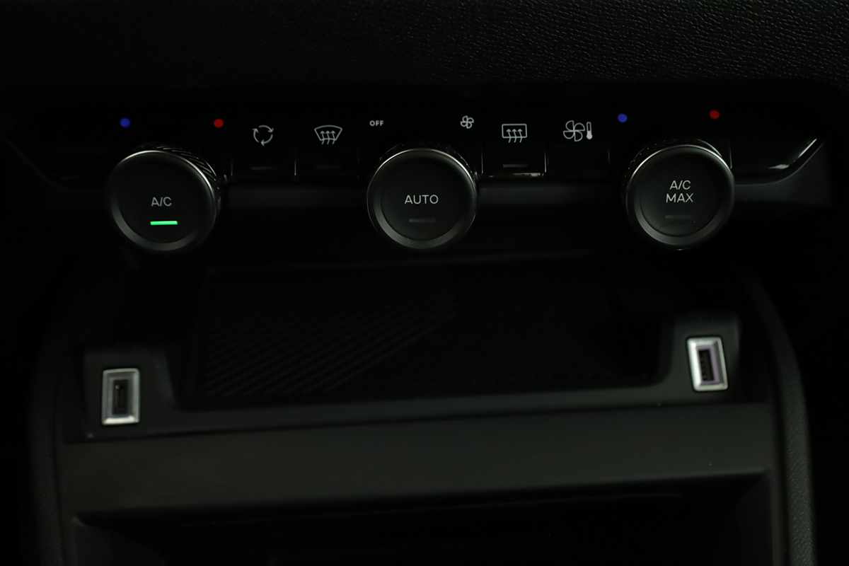 citroen-c4-2025-eletrico-0cc