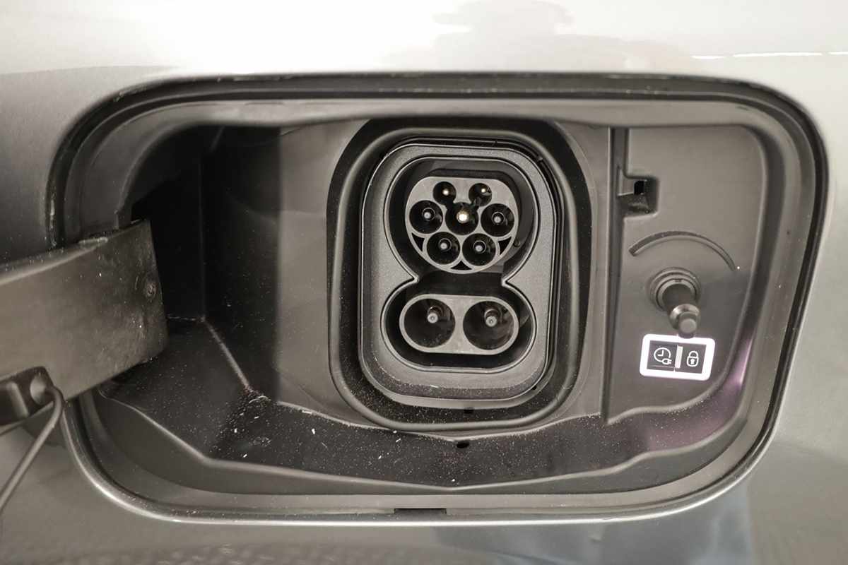 citroen-c4-2025-eletrico-0cc