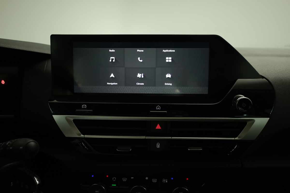 citroen-c4-2025-eletrico-0cc