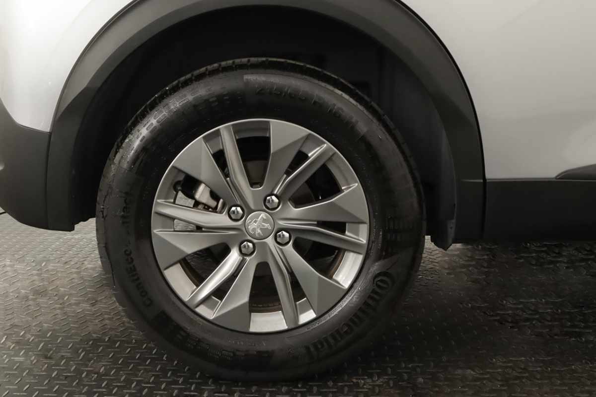 peugeot-2008-2020-gasolina-1199cc