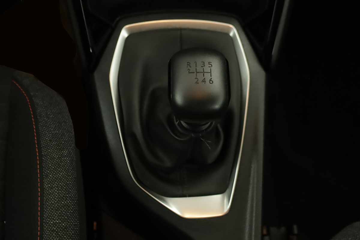 peugeot-2008-2020-gasolina-1199cc