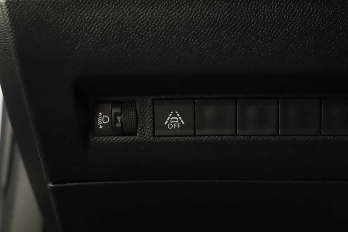 peugeot-2008-2020-gasolina-1199cc