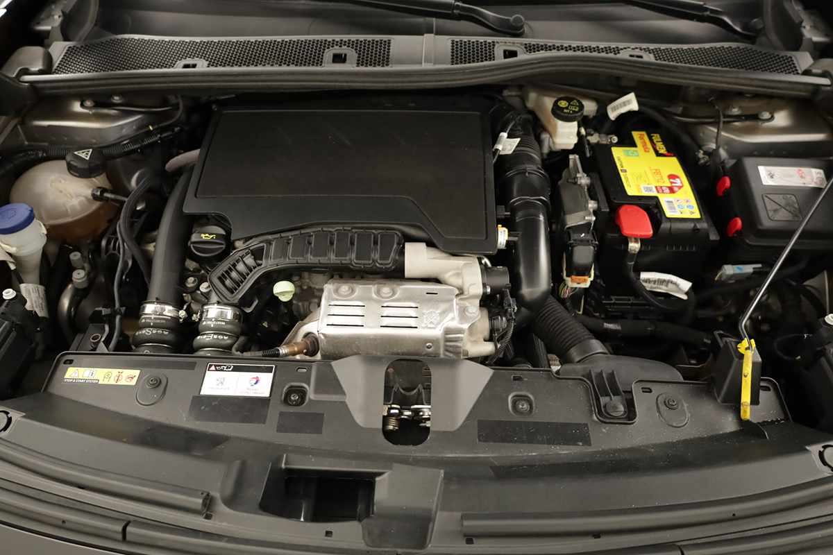 peugeot-2008-2020-gasolina-1199cc