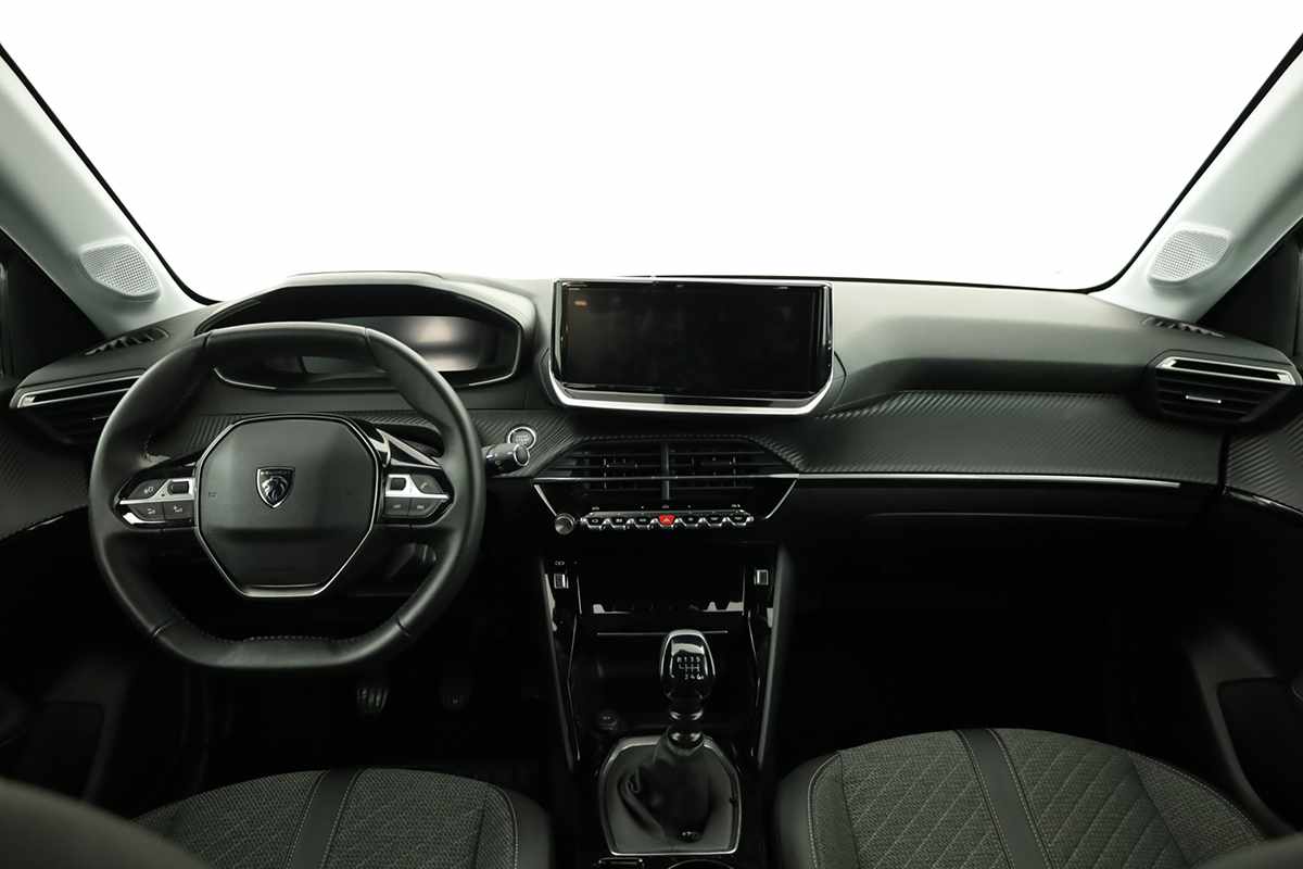 peugeot-208-2025-gasolina-1199cc