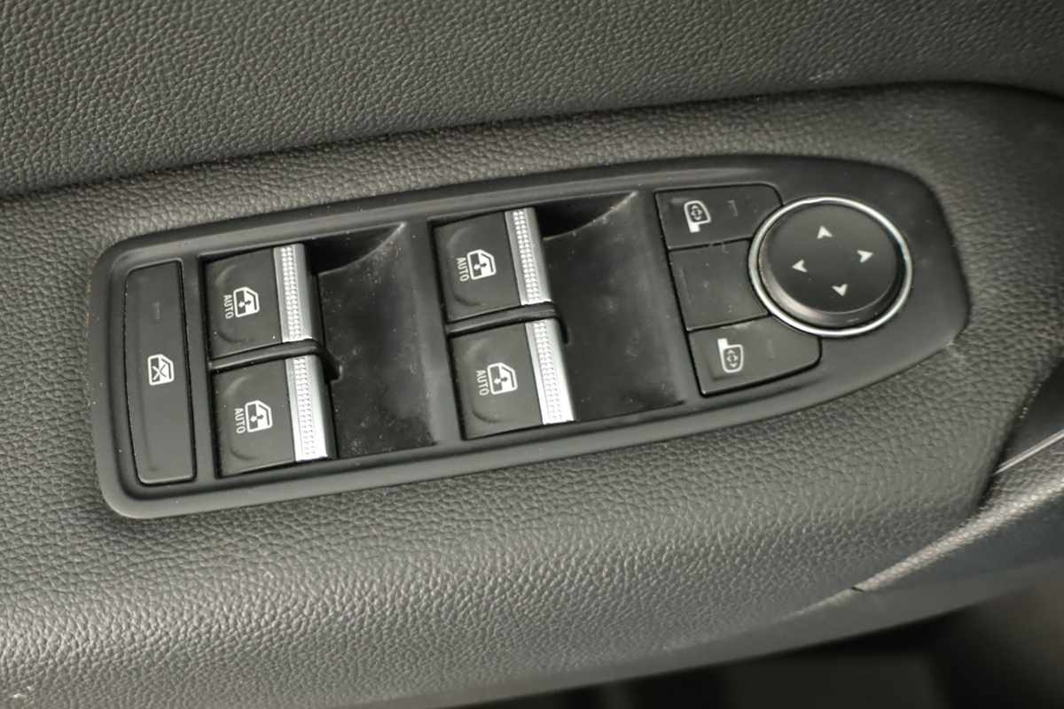 renault-captur-2023-gasolina-999cc
