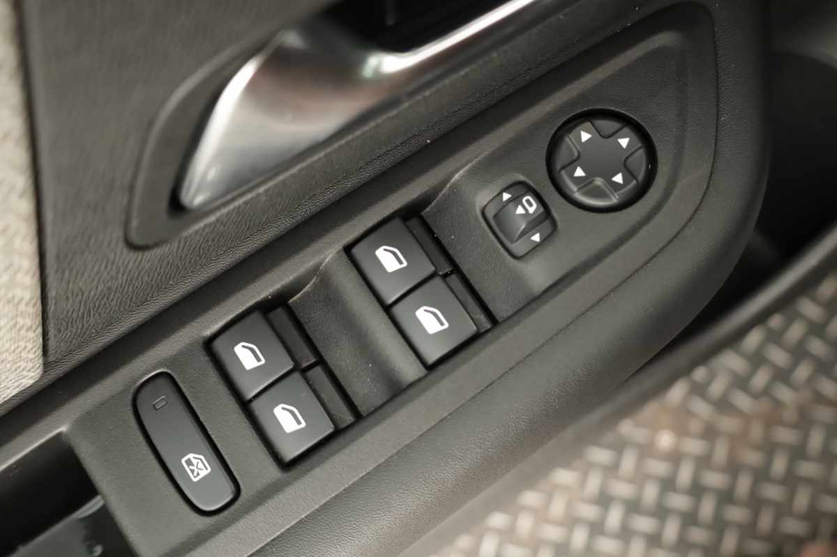 citroen-c4-2024-gasolina-1199cc