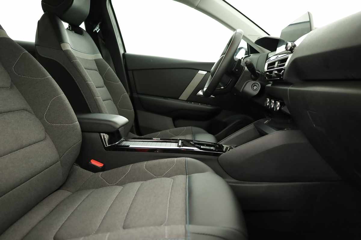 citroen-c4-2024-gasolina-1199cc