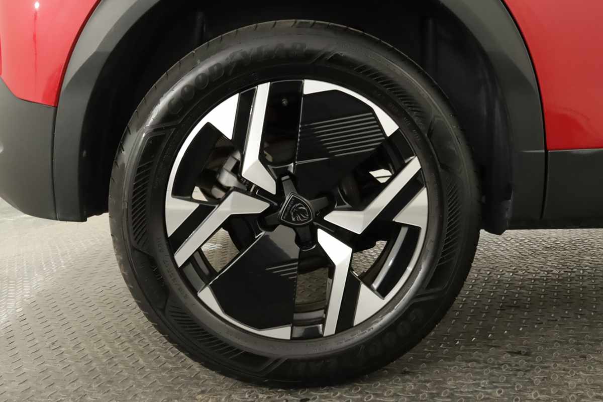 peugeot-2008-2024-gasolina-1199cc