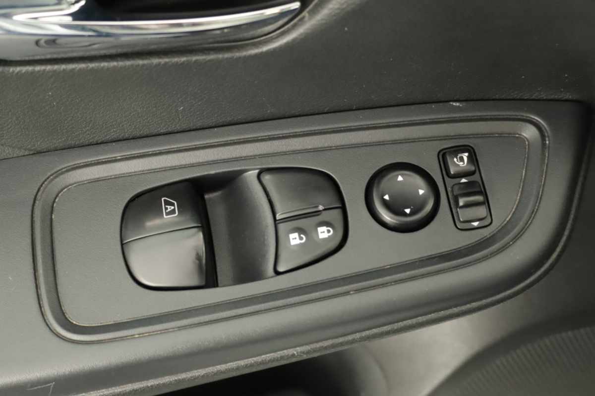 nissan-micra-2023-gasolina-999cc