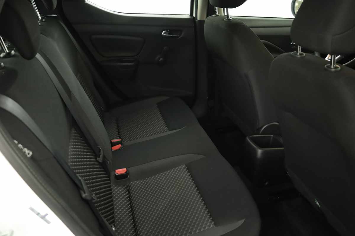 nissan-micra-2023-gasolina-999cc