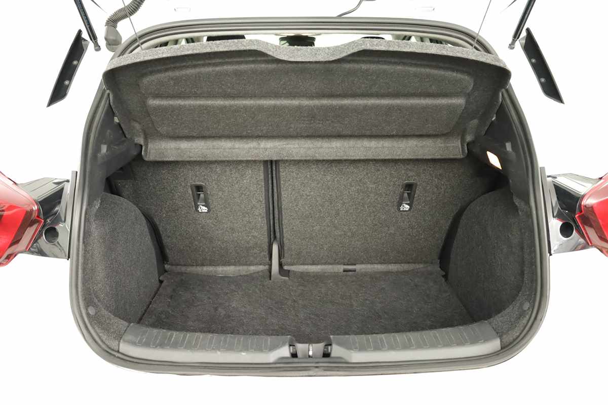nissan-micra-2023-gasolina-999cc