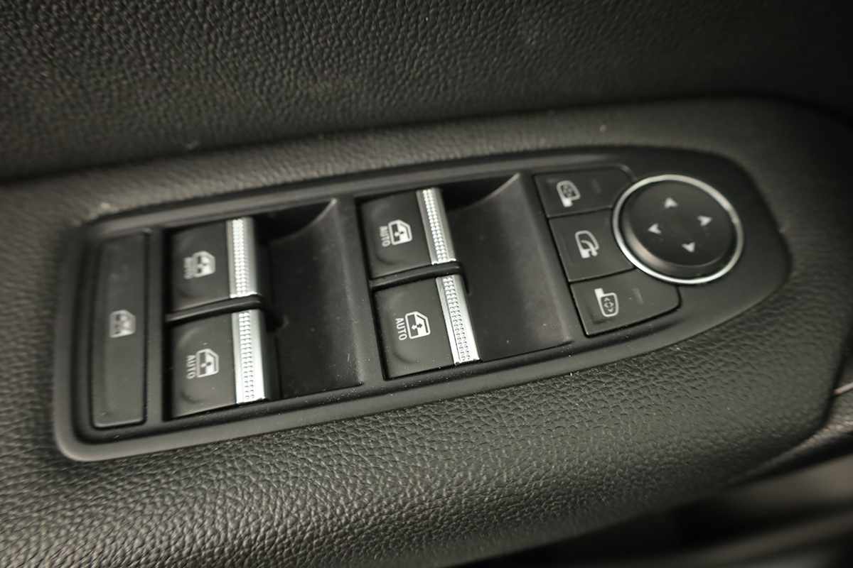 renault-captur-2024-gpl-999cc