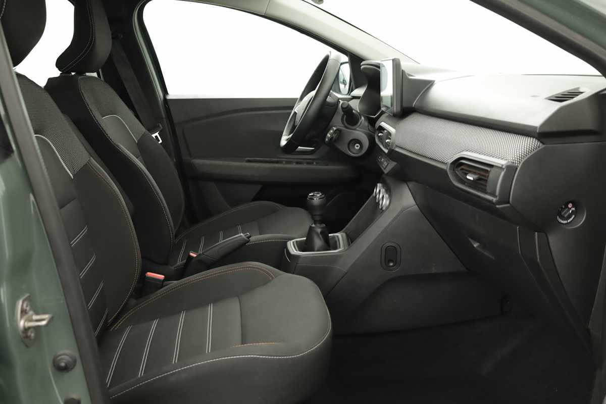 dacia-sandero-2024-gasolina-999cc