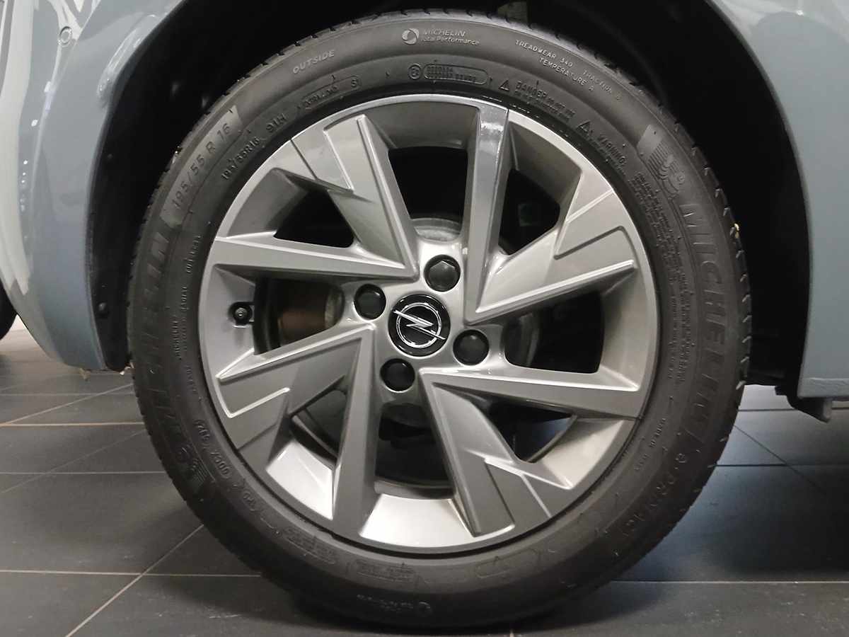 opel-corsa-2025-gasolina-1199cc