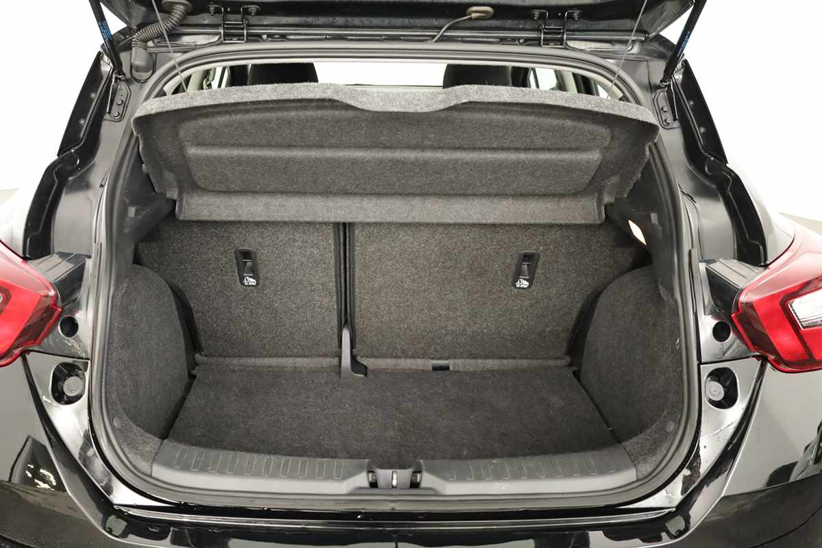 nissan-micra-2023-gasolina-999cc