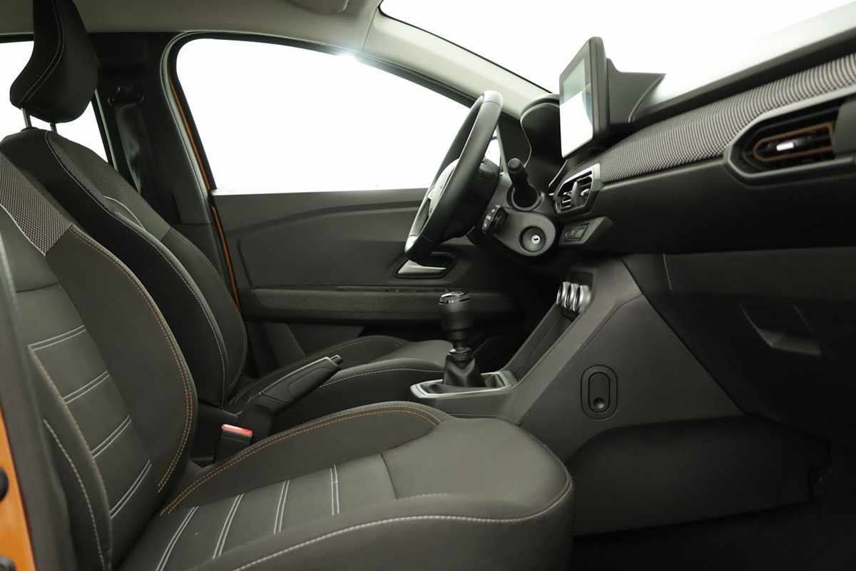 dacia-sandero-2024-gasolina-999cc