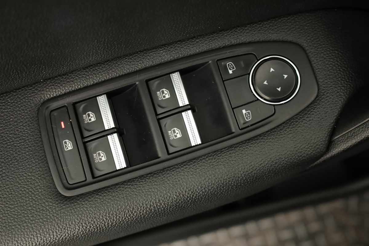 renault-captur-2023-gasolina-999cc