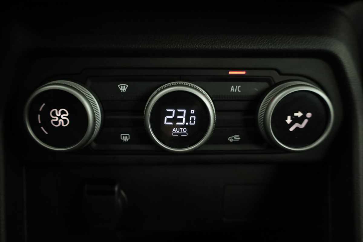 dacia-sandero-2024-gasolina-999cc