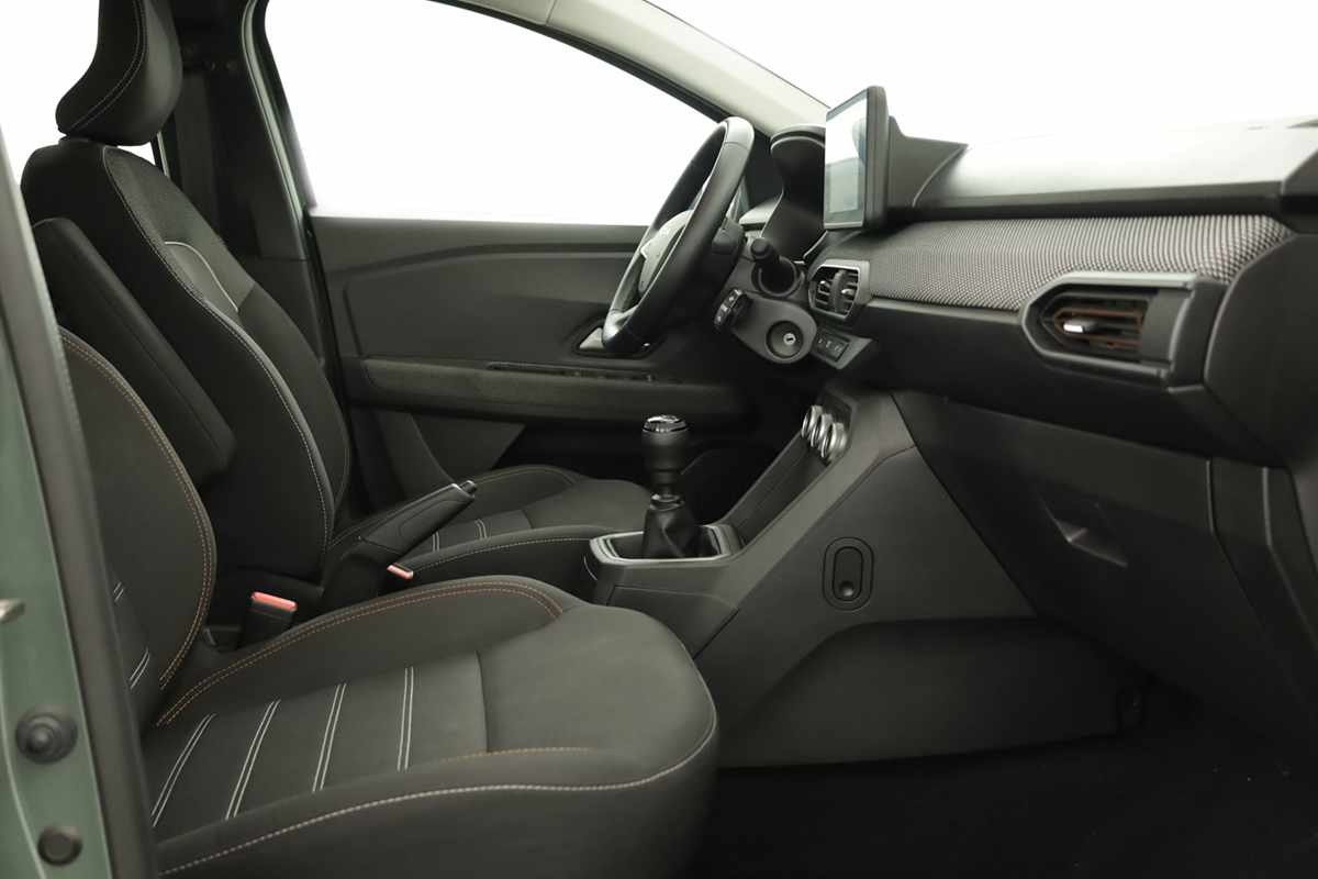 dacia-sandero-2024-gasolina-999cc