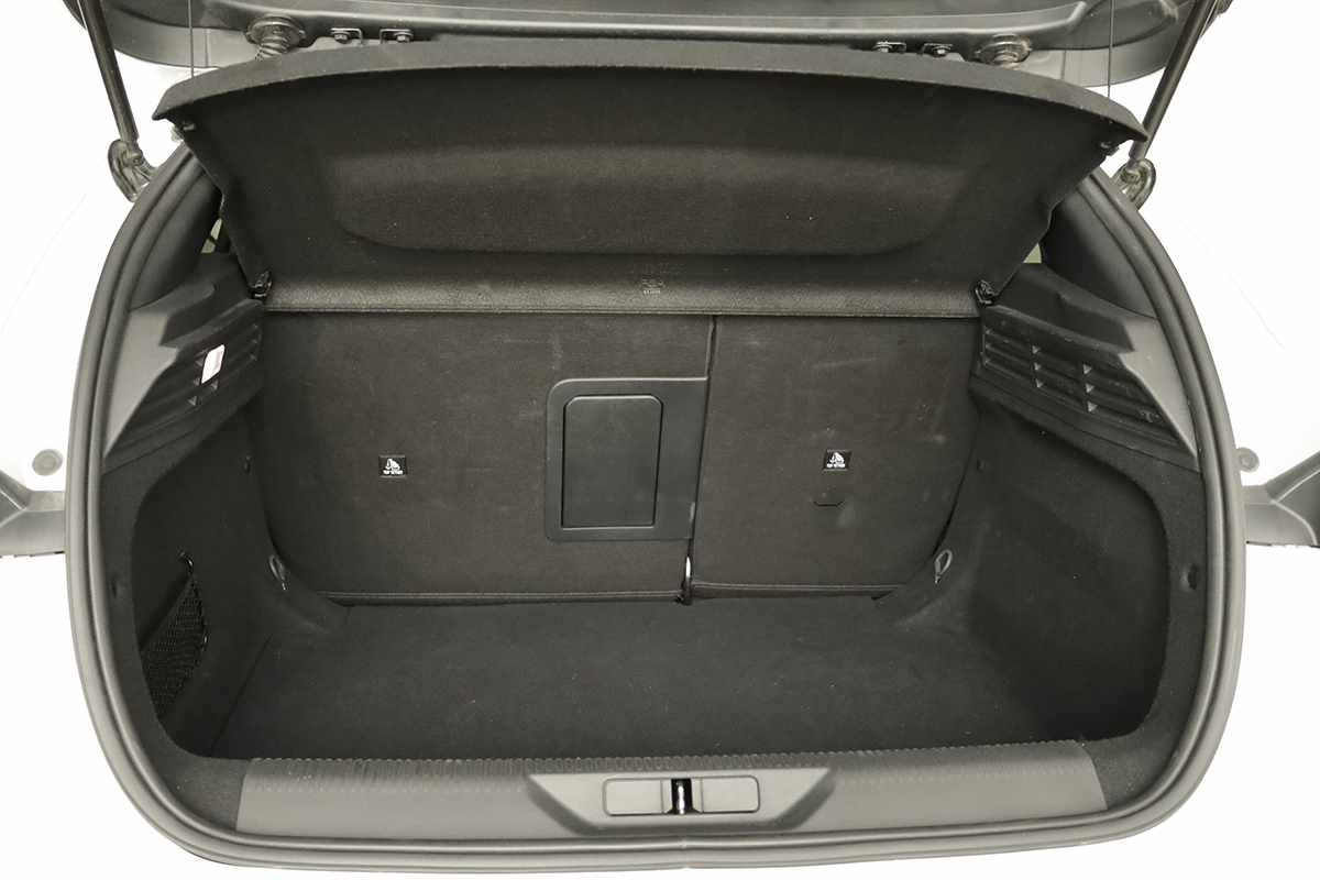 peugeot-308-2024-gasolina-1199cc