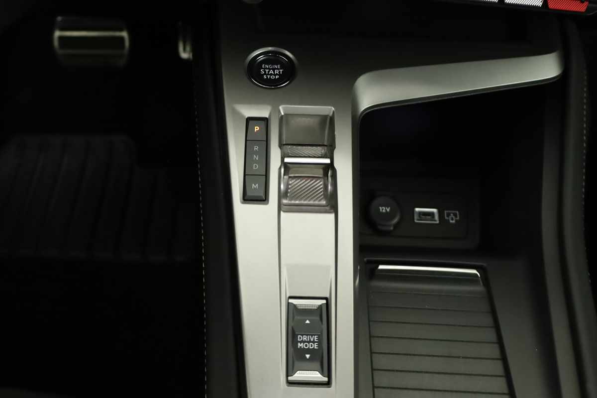 peugeot-308-2024-gasolina-1199cc
