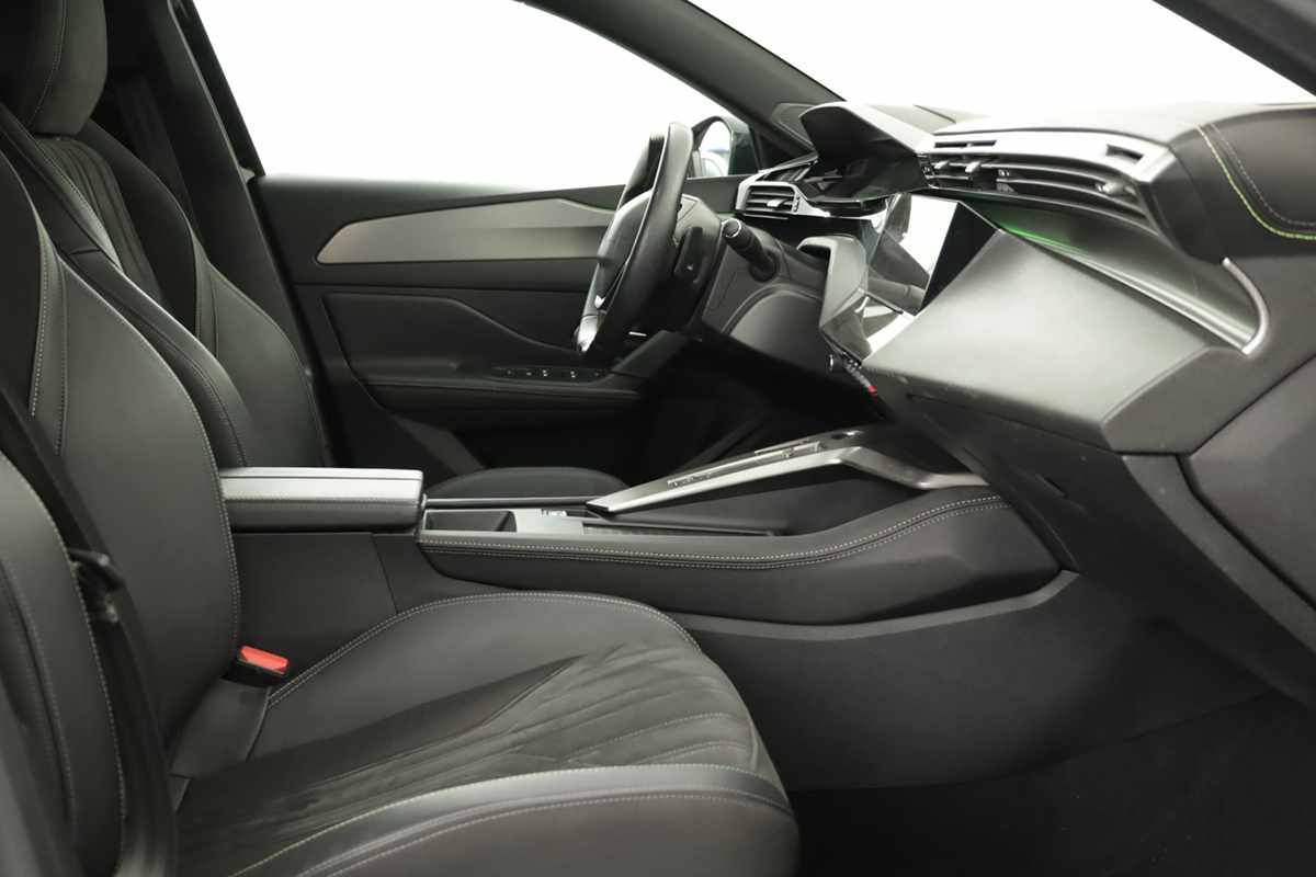 peugeot-308-2024-gasolina-1199cc