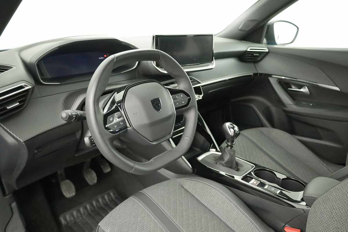 peugeot-2008-2024-gasolina-1199cc