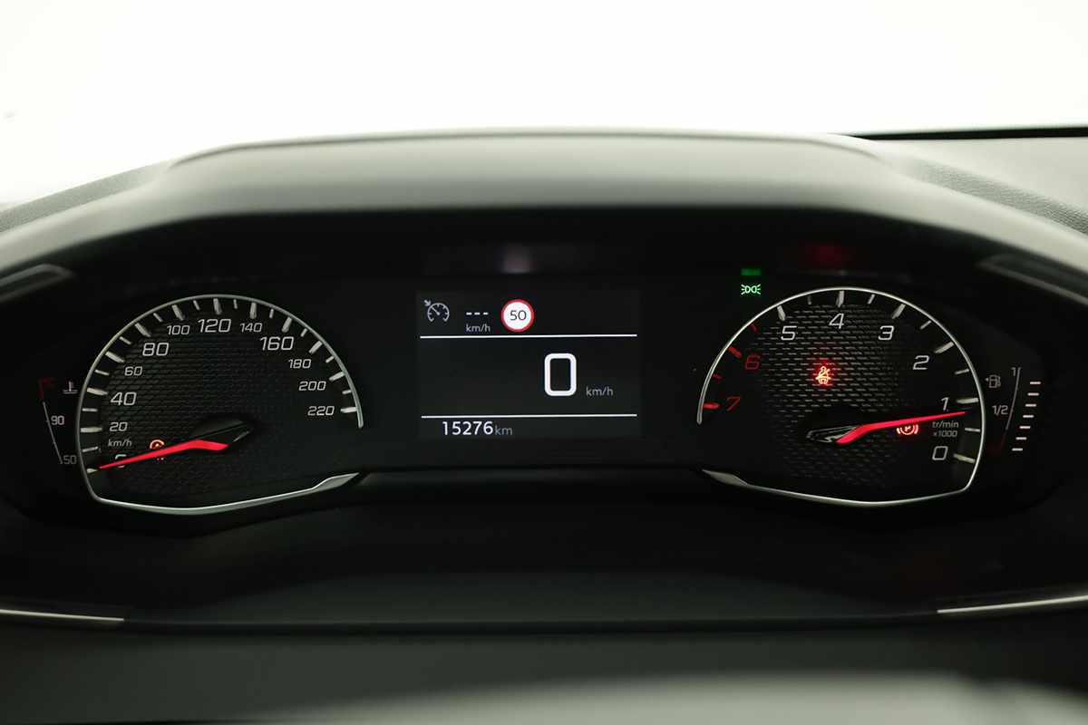 peugeot-208-2025-gasolina-1199cc