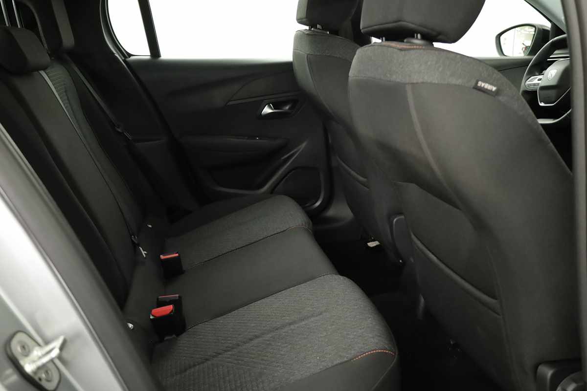 peugeot-208-2025-gasolina-1199cc