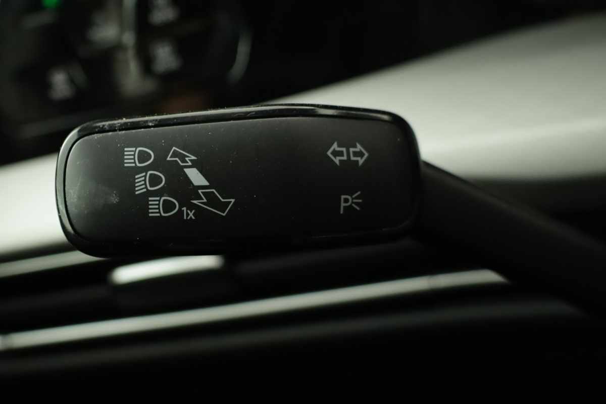 volkswagen-golf-2025-hibrido-a-gasolina-1498cc