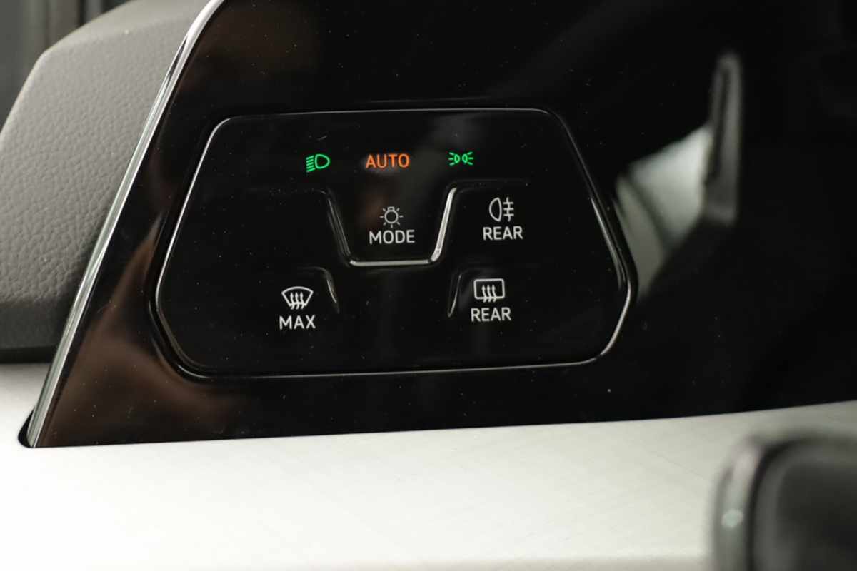 volkswagen-golf-2025-hibrido-a-gasolina-1498cc