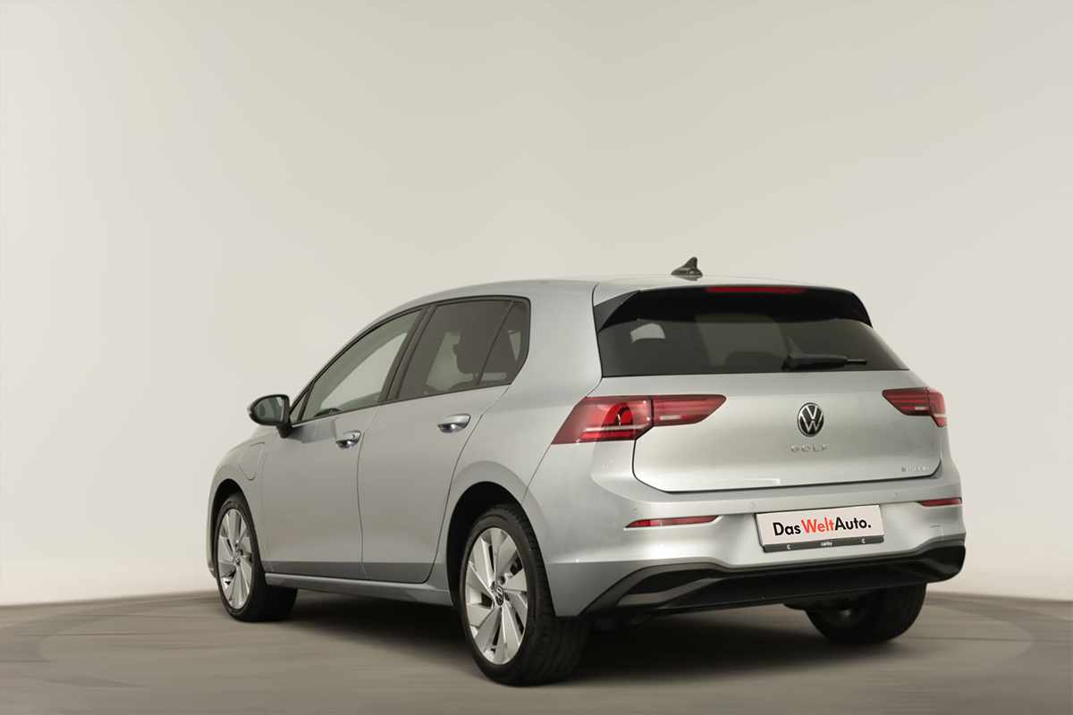 volkswagen-golf-2025-hibrido-a-gasolina-1498cc