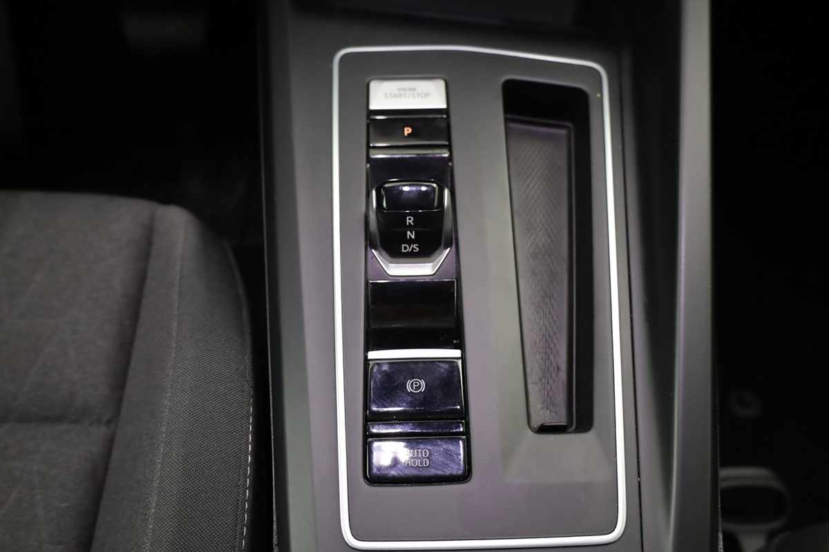 volkswagen-golf-2025-hibrido-a-gasolina-1498cc
