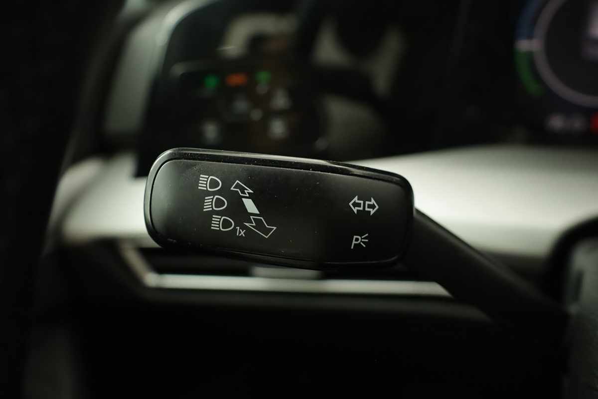 volkswagen-golf-2025-hibrido-a-gasolina-1498cc