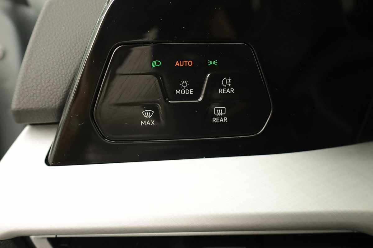 volkswagen-golf-2025-hibrido-a-gasolina-1498cc