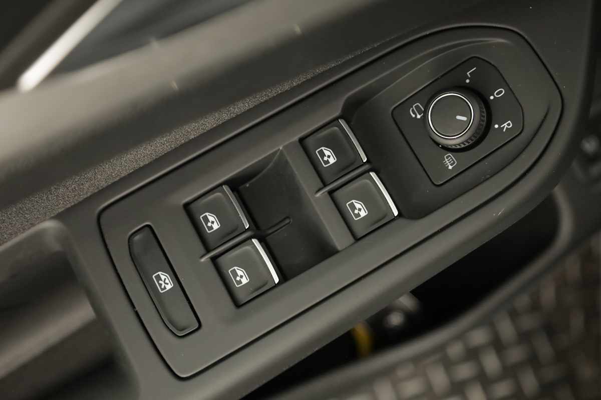 volkswagen-golf-2025-hibrido-a-gasolina-1498cc