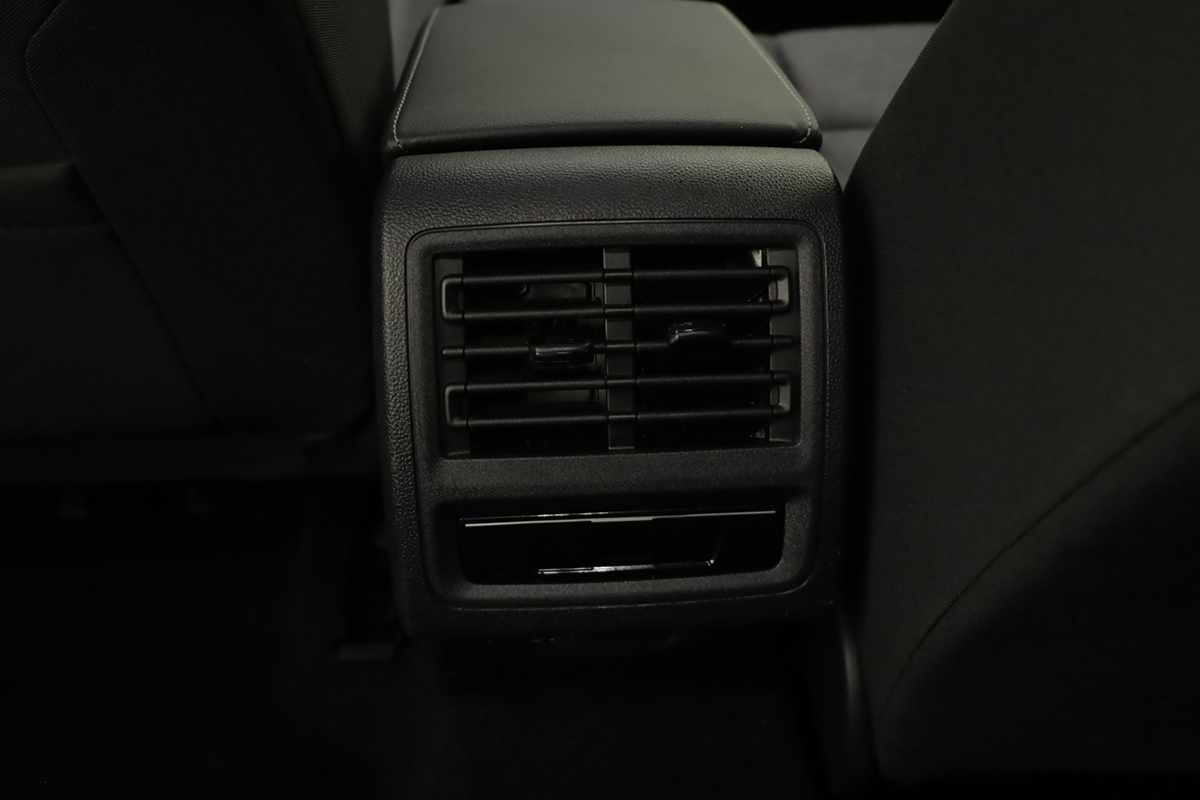 volkswagen-golf-2025-hibrido-a-gasolina-1498cc