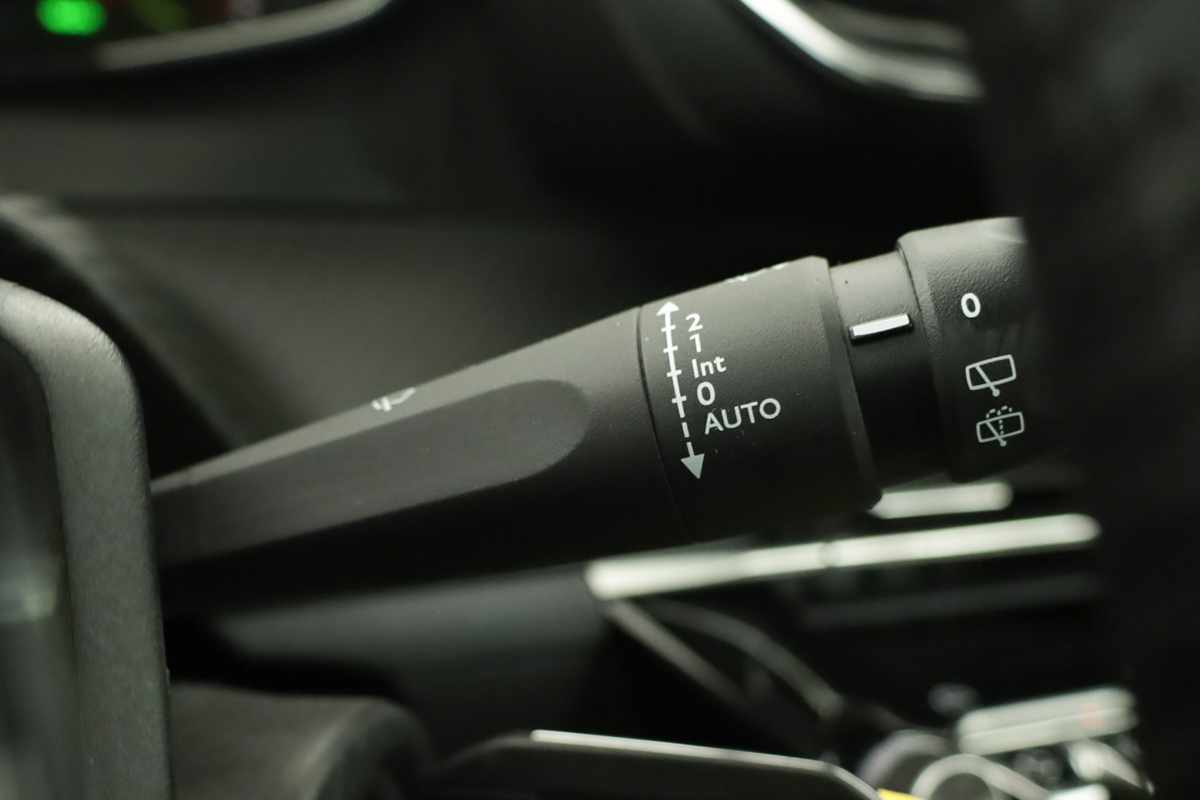 peugeot-e-208-2025-eletrico-0cc