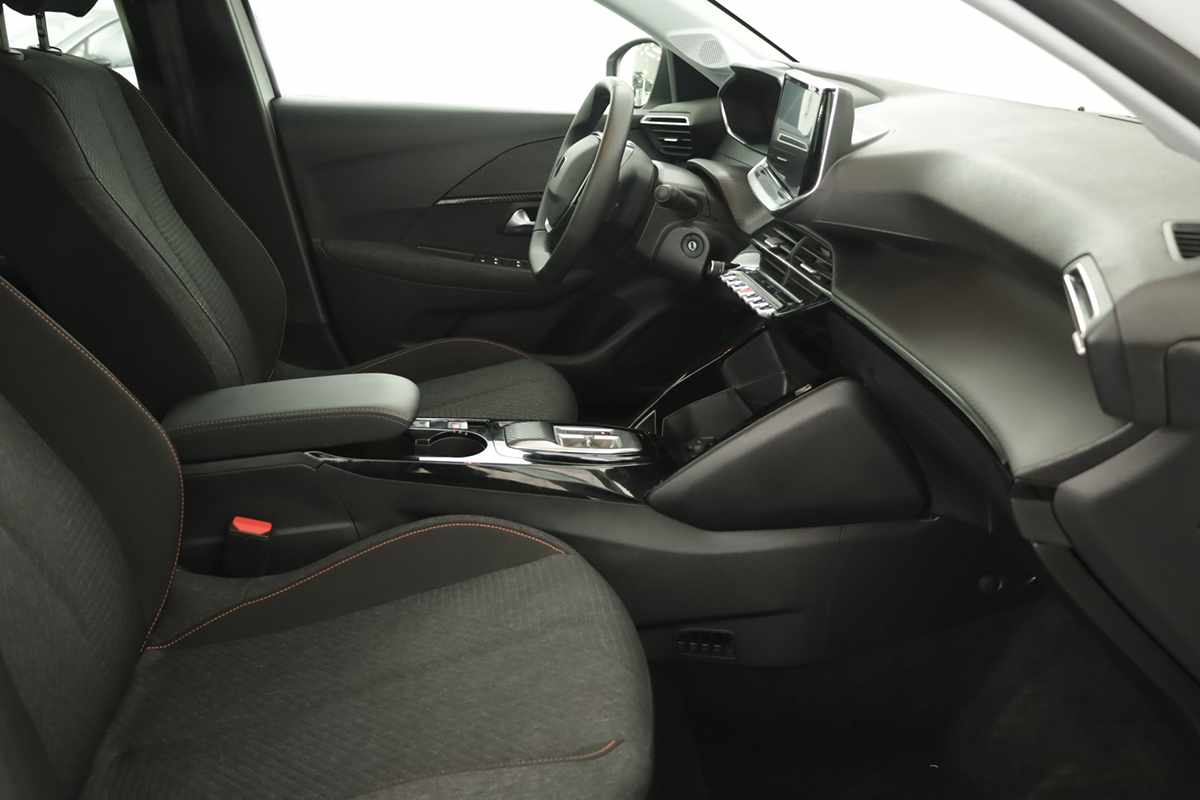 peugeot-e-208-2025-eletrico-0cc