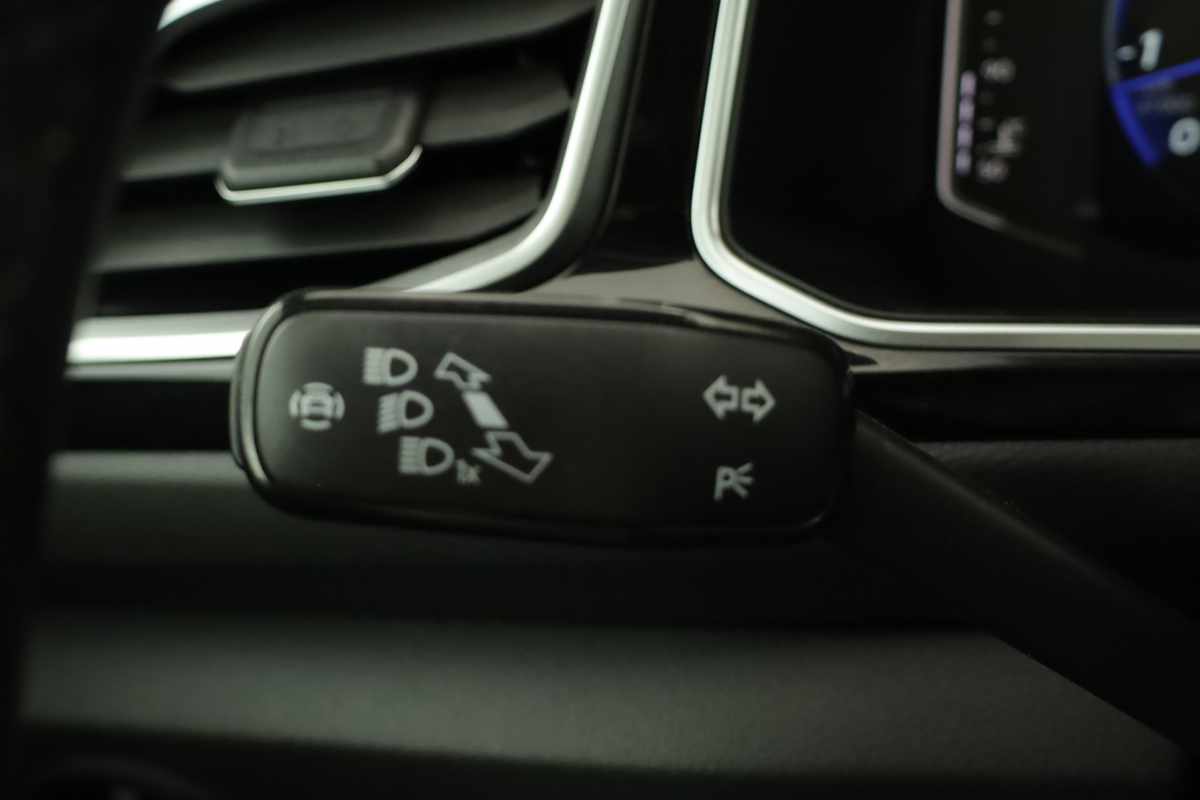 volkswagen-t-roc-2022-gasolina-1498cc