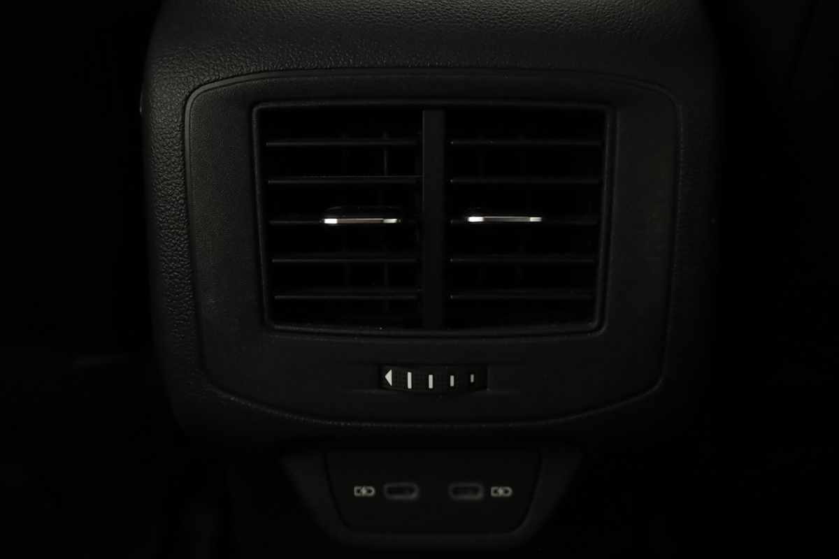 volkswagen-t-roc-2025-gasolina-999cc