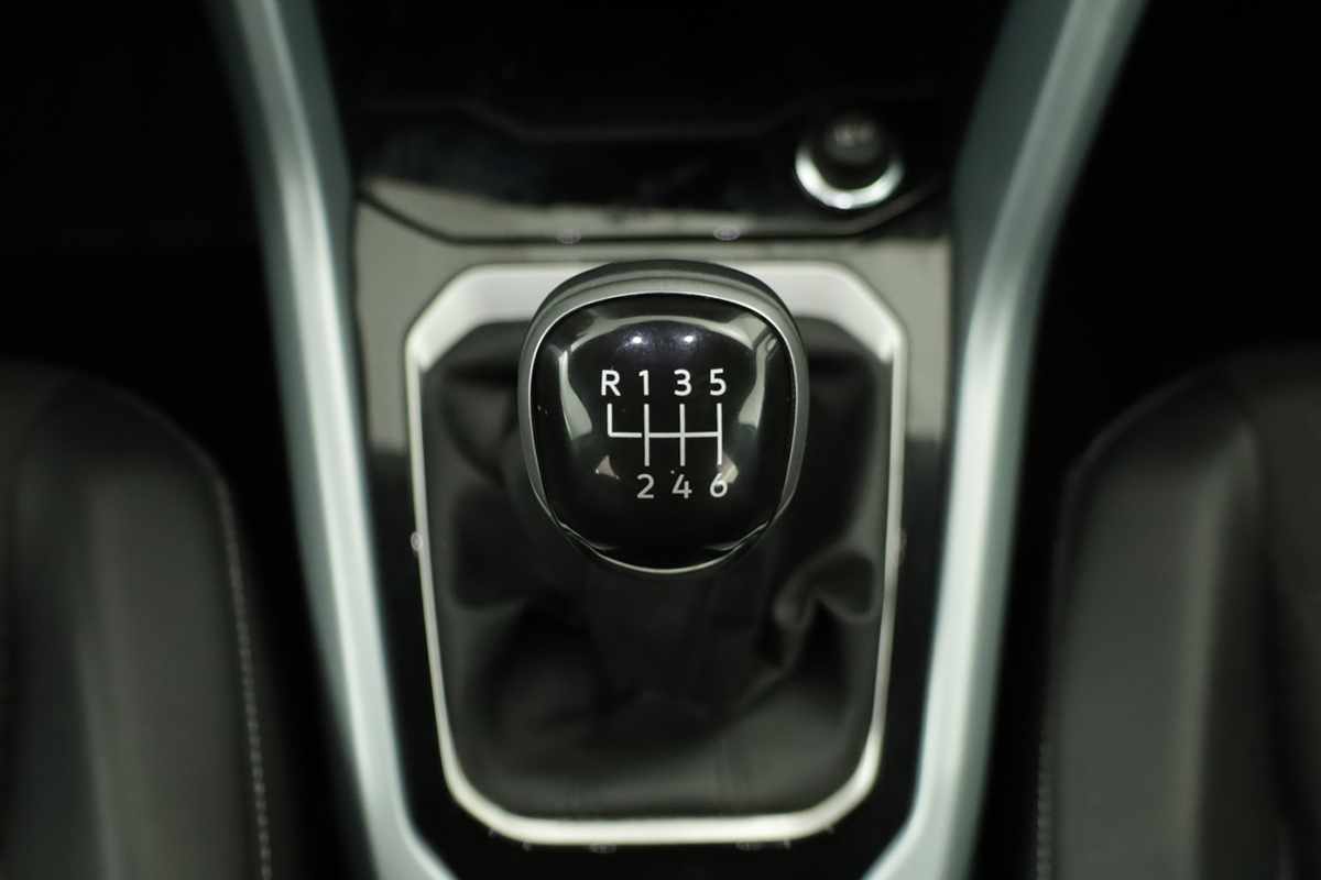 volkswagen-t-roc-2025-gasolina-999cc