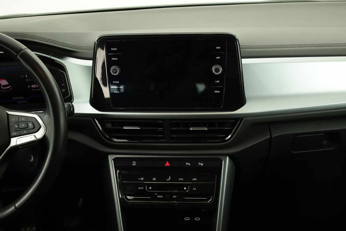 volkswagen-t-roc-2023-gasolina-999cc