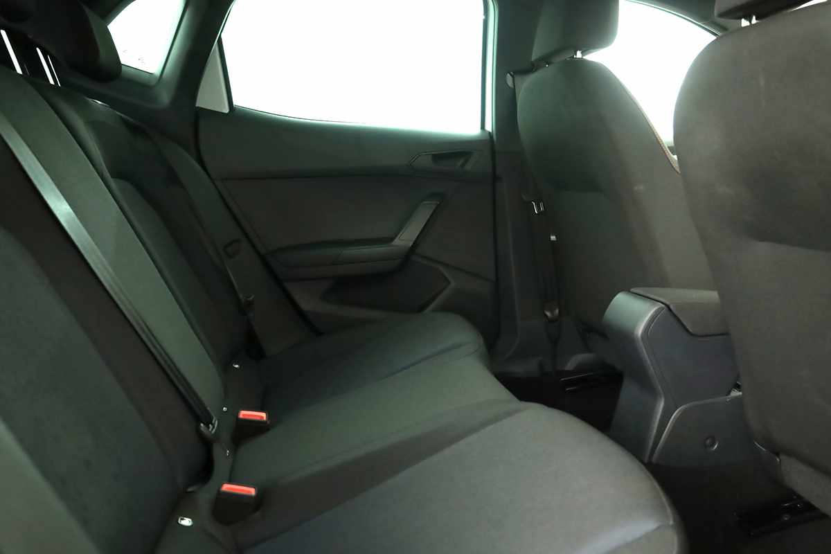 seat-ibiza-2025-gasolina-999cc